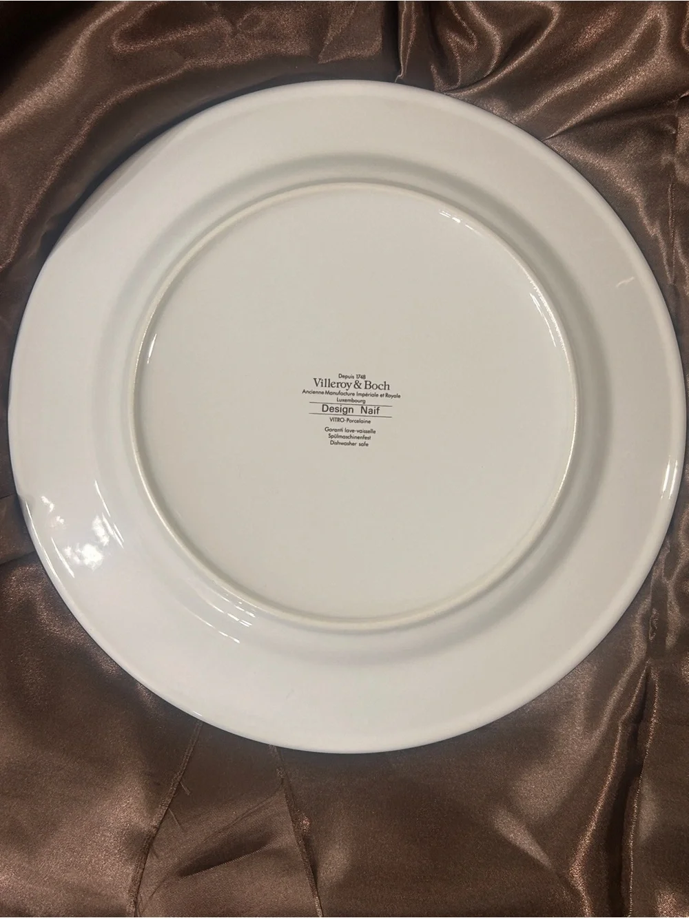 Mint Set Of 4 Villeroy And Boch Naif Dinner Plates